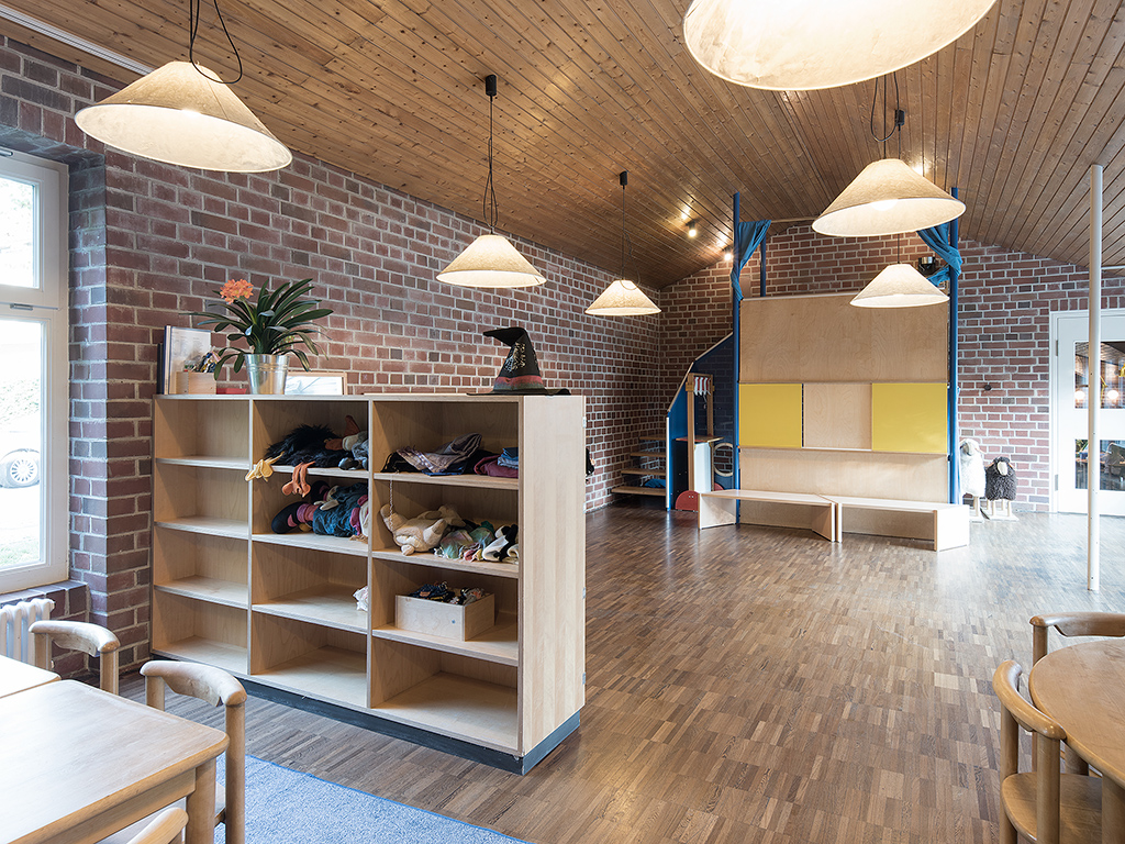 Puppen- und Theaterzimmer
